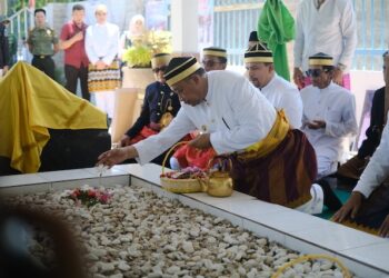 Bupati Berharap Gubernur NTB, Backup Sultan Manuru Kupa Sebagai Pahlawan Nasional
