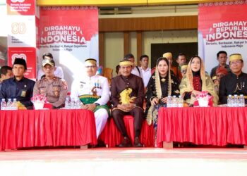 Wabup Dompu Bacakan Sambutan Gubernur Terkait Keberhasilan di tengah Keterbatasan