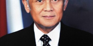 16 Bulan yang Mengubah Indonesia, Mengenang Keajaiban Pemulihan Ekonomi di Era B.J. Habibie