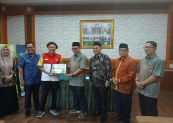 Rektor UIN Mataram Raih Penghargaan Tokoh Ekoteologi NTB, FWL Soroti Peran Kampus dalam Krisis Lingkungan